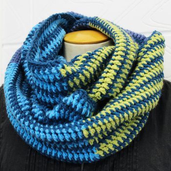 Crochet Infinity Scarf