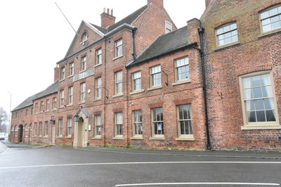 Present day image of Hop Pole Hotel in Ollerton