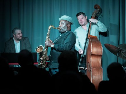 jazz player playing to audience at Beeston Library